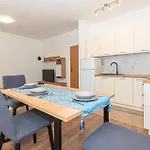 Apartment 1 Bedroom Amazing In *