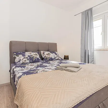 1 Bedroom Stunning In * Vodice