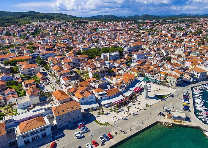 1 Bedroom Amazing In Appartamento Vodice